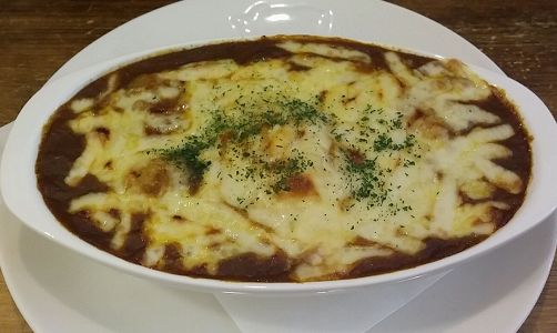エビと温泉卵の焼きカレー
