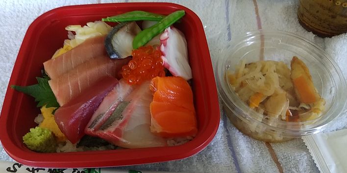 海鮮ちらし寿司