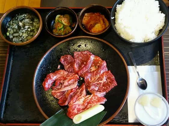 七輪房カルビ&ロースランチ